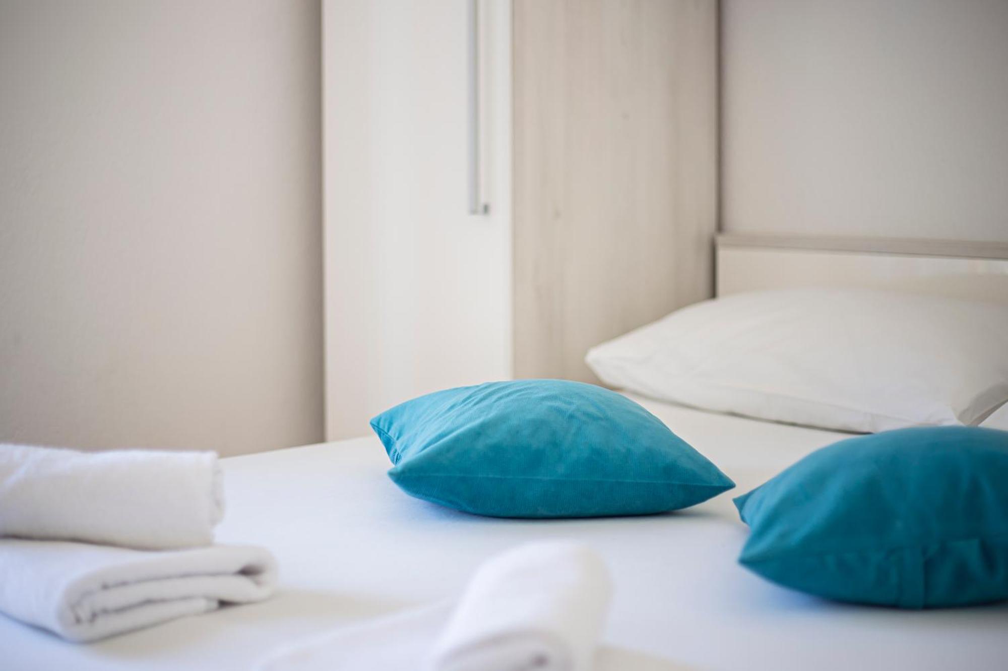 Apartments Emilija Makarska Eksteriør billede