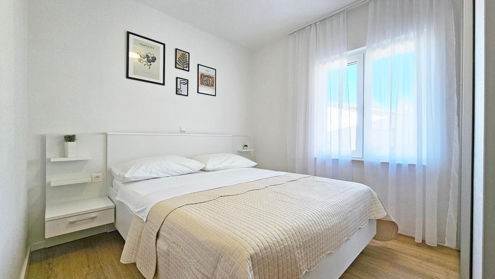 Apartments Emilija Makarska Eksteriør billede