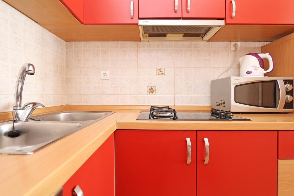 Apartments Emilija Makarska Eksteriør billede