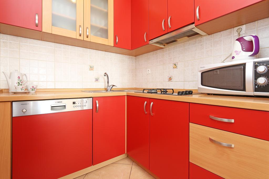 Apartments Emilija Makarska Eksteriør billede
